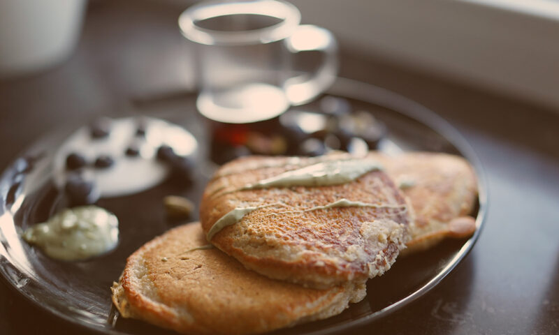 Pancakes mit bananen und Haferflocken
