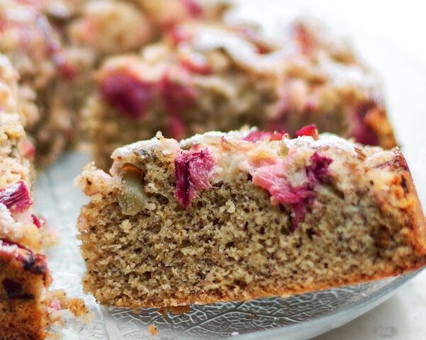 Bananenbrot mit Rhabarber